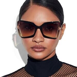 New! TOM FORD Gia Sunglasses TF766 69T, Authentic